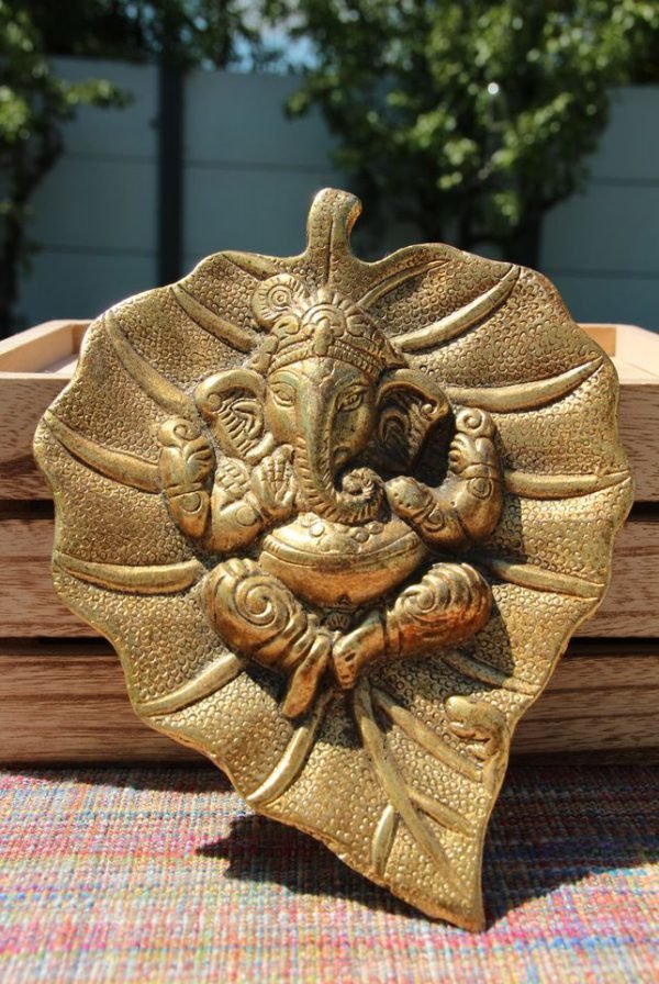 Ganesh sur feuille dorée