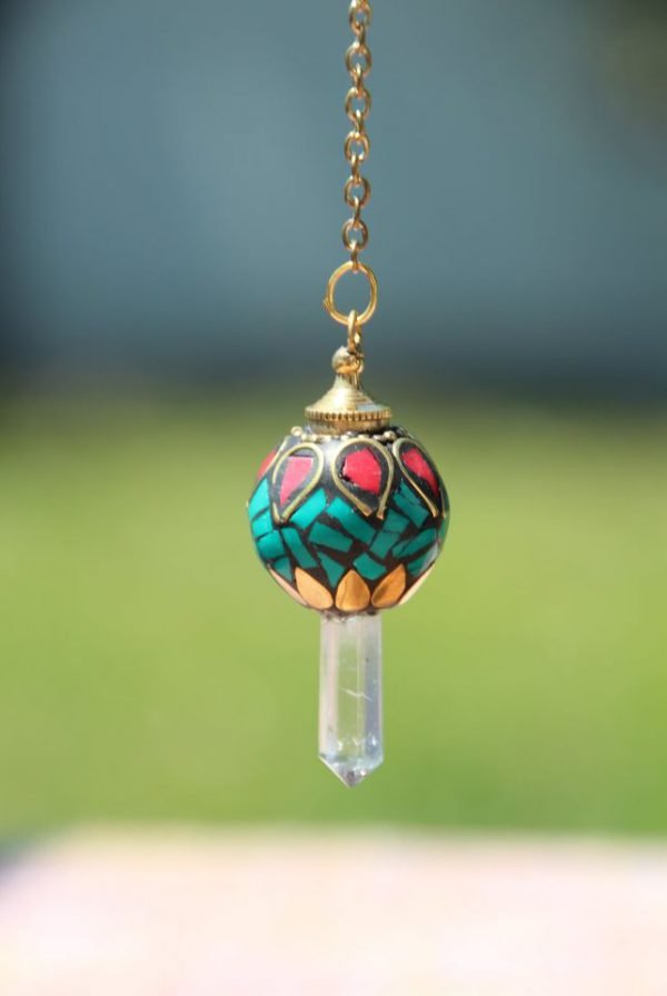Pendule Vert avec POINTE DE CRISTAL